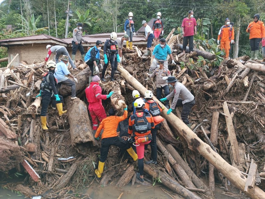 Korban Hilang Banjir Bandang Siamang Bunyi Ditemukan